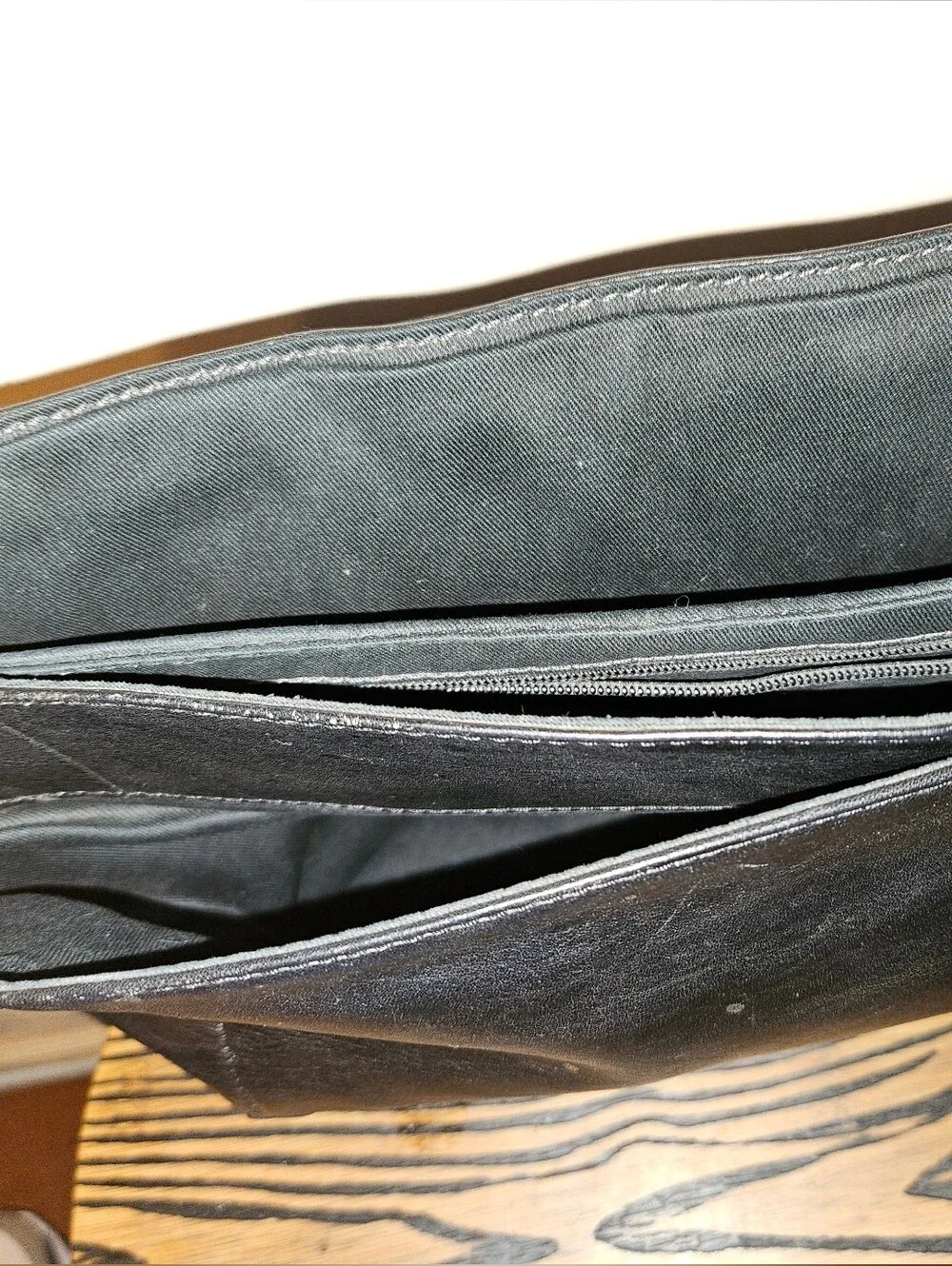 Fossil Black Leather Messenger Bag